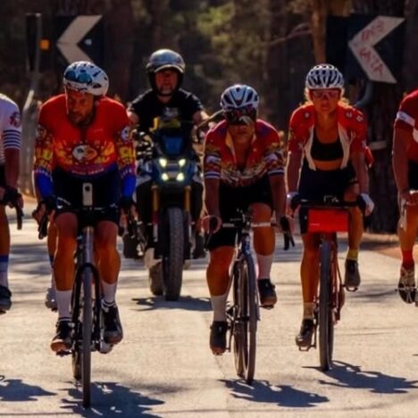 La Ciclostorica Puglia soffia su 6 candeline e vola in alto: Polignano a Mare capitale del ciclismo d’epoca tra Giro delle Regioni e Giro d’Italia d’Epoca